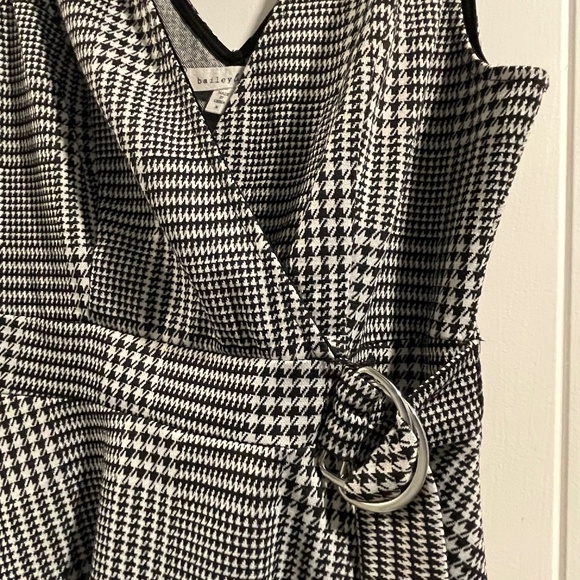 Mini checkered dress - Picture 1 of 2